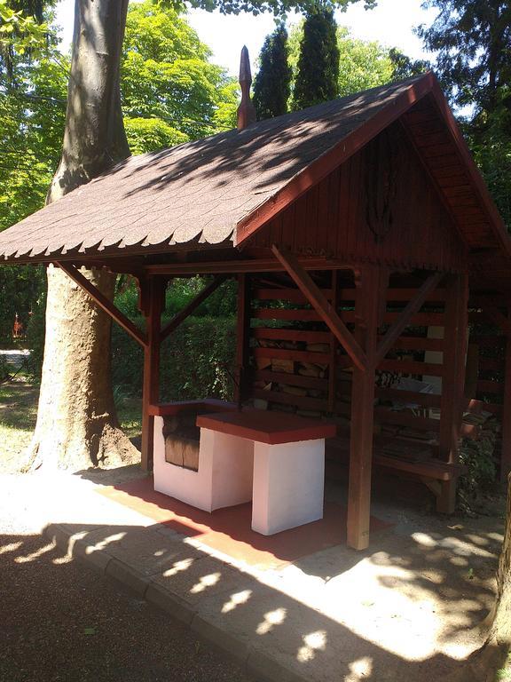 Balatonszemesi Nyaralohaz Villa Buitenkant foto