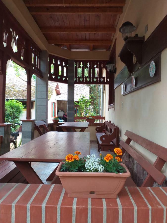 Balatonszemesi Nyaralohaz Villa Buitenkant foto